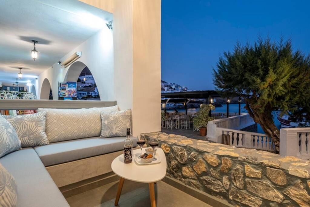 Vila Casa Tholari Al Mare Pera Gyalos Exteriér fotografie